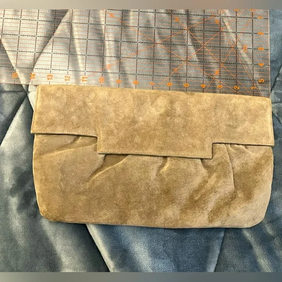 VTG Ruth Saltz Taupe/ Tan Suede Clutch with Snap Closure 13.5” x 7.5” - Picture 11 of 14